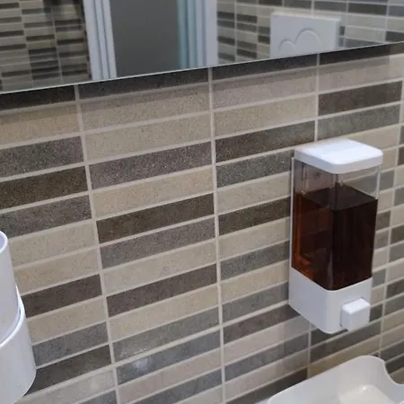 בית נופש B Independent Entrance Private Bathroom - No Kitchen