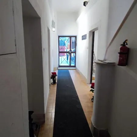 בית נופש B Independent Entrance Private Bathroom - No Kitchen *